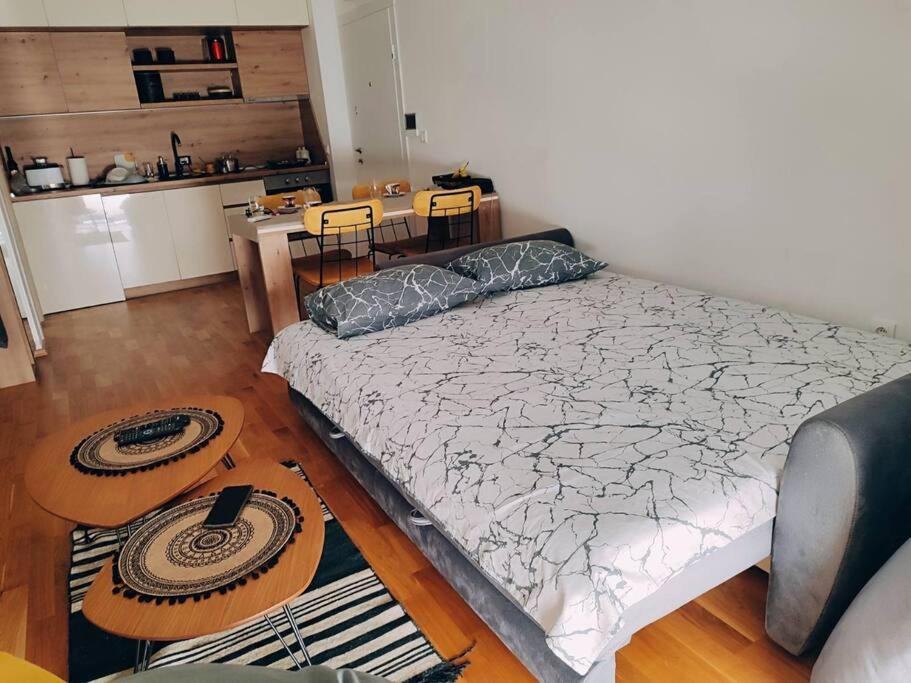 Daire Mt One-bedroom Boho Apartment, Budva
