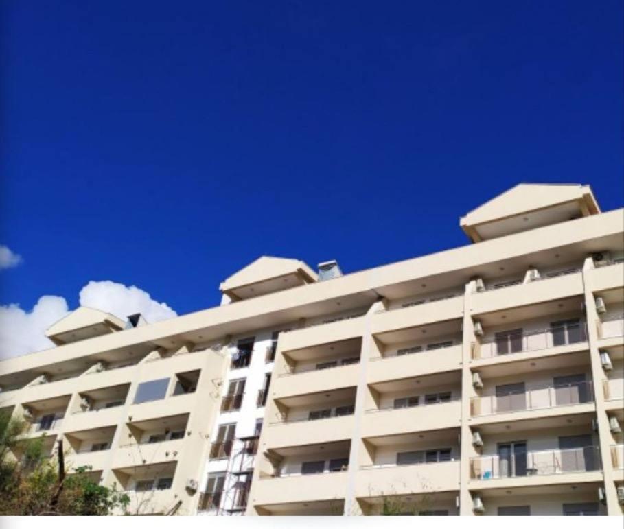 Daire Mt One-bedroom Boho Apartment, *